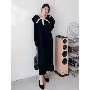 [하프클럽/샵앤]여성 세일러 카라 배색 박시 니트 롱 원피스 ARA-WDR-3862-블랙