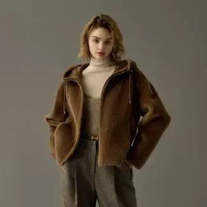 리오벨[TAG가199,000]호주산 양모 100% 후드 코트 4종 택1