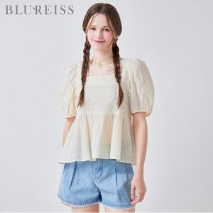 [블루레이스] 스퀘어넥 펀칭 블라우스_B5M1BL5301