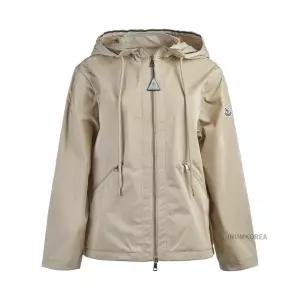 [롯데백화점]몽클레르 [라벨루쏘] SS25 여성 카시오페아 패치 자켓 1A00180 54A1K 239