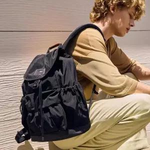 [롯데백화점]닥스 액세서리 (선물포장) 블랙 플랩 발수코팅 나일론 (DBBA5E650BK)