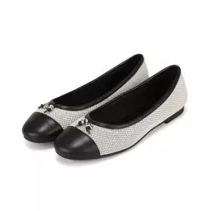 [본사운영] 바바라 양가죽 옥스포드 엠블럼 금속 장식 여성 플랫 1cm_BBI133