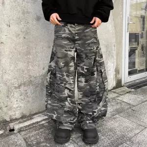 카모 커브드 벌룬 카고 와이드 팬츠