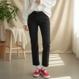 [하프클럽/]여성 겨울 기모 스판 일자핏 팬츠 밑트임 블랙 면바지