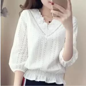 시크릿송 브이넥 펀칭블라우스 BE0 2 N02 여성 자수 면 브이넥 코튼 블라우스