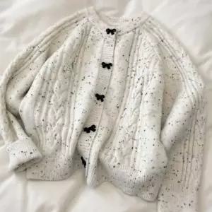 [라일리여성의류] Rly 리본 장식 캐주얼 리본 니트 가디건 데일리 가디