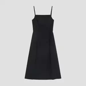 [롯데백화점]리스트 레이어 버튼 슬리브리스 원피스 (TWWOPP62170)