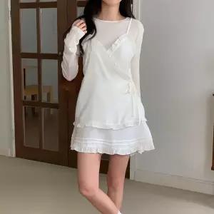 [신세계라이브쇼핑][옷자락] 여성 여리여리 데이트룩 프릴 뷔스티에 랩 셔츠