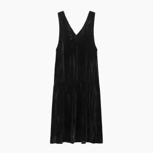 [롯데백화점]베네통 벨벳 스트라이프 라인 원피스BAOP01611