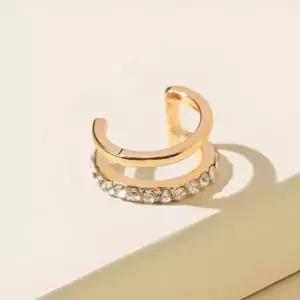 더블 링 큐빅 귀걸이 이중링 구조 이어커프 노피어싱