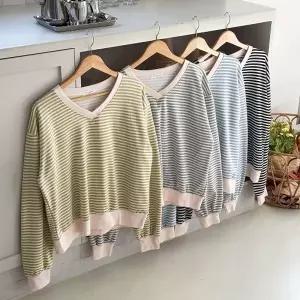 [다잇템] 여성 단가라 SS 빅사이즈 V넥 콘트라스트 시즌 신입생 맨투맨