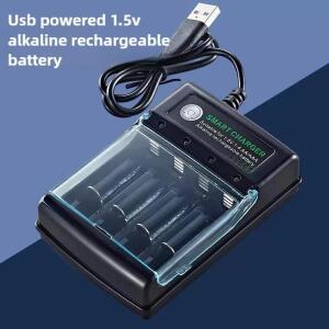 1.5V USB 4 슬롯 충전기 독립 충전 AA 알카라인 배터리 충전기 커버가 있는 스마트 휴대용 충전식 배터리
