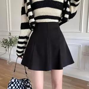 여자 봄 가을 외출 패션 A라인 플레어 하이웨스트 숏 스커트 치마
