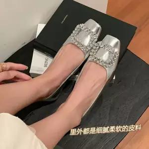 엘럽 여자 펌프스 프렌치 실버 진피 큐빅 플랫 스틸레토 박템3