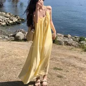 여성 여름 끈나시 홀터넥 셔링 롱 슬립 드레스 원피스