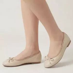 빅사이즈 레더 모던 데일리 여성 단화 플랫 신발 슈즈