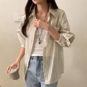 [옷자락] 여성용 봄여름 통기성 루즈핏 줄무늬 셔츠