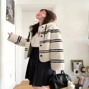 가을 여자모피코트 두툼한 퍼 일체형 코트 플리스 램스울 ible3