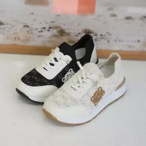 캐쥬얼화 방한 캐쥬얼 운동 캐쥬얼운동화 플랫 단화 UGB1+3alN