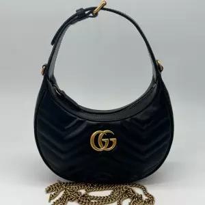 구찌 GG 마몬트 하프문 미니백 699514