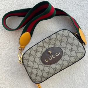  구찌 수프림 네오빈티지 카메라백 디스코백 크로스백 476466