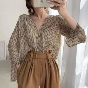 [NS홈쇼핑][샵앤] 여성 오피스룩 체형커버 여리핏 쉬폰 블라우스 WON-WBL-WFMOE3N..