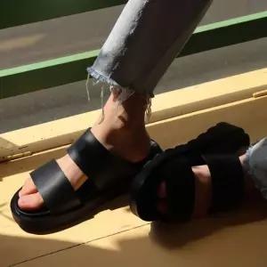 키높이신발 폭신한 샌들 남자샌들 남성샌들 4cm 로퍼 슬립온 남자워커 남자여름샌들