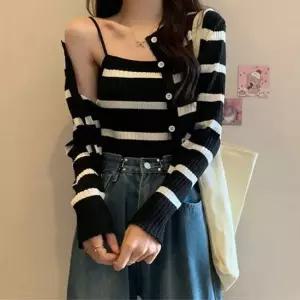 여자 대학생 간절기 캠퍼스 룩 가디건 나시 세트 코디