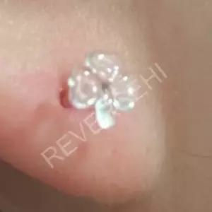 투명 귀걸이 실리콘피어싱 귀막힘방지 클로버