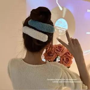 홍대온니-뽀글이 푸들 올림머리핀 빅사이즈 집게핀 풍성한 페이크퍼 올림머리집게핀 악어 왕집게핀 헤어삔