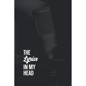 내 머리 속 가사 작곡 일지: 빈 줄과 원고지 노트: 스튜디오 마이크
