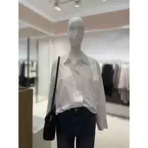 [롯데백화점]SOUP 루즈핏 카라 긴팔셔츠  SC3LS30G