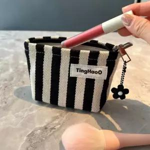 포켓 트렌드 인기제품 파우치 동전 소품 화장품 수납 스트라이프 립스틱