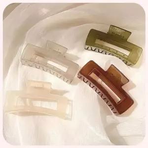 헤어악세사리 여자 데일리 예쁜 올림머리 반투명 헤어 사각 집게핀