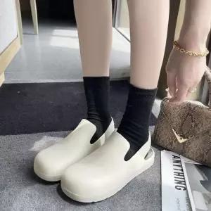 실내외화 고무슬리퍼 뮬블로퍼 3컬러 여성 방수슬리퍼 여성로퍼 블로퍼 캐주얼신발 로퍼