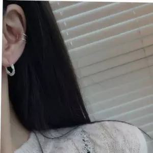 볼드귀걸이 실버925 국내제작 사슬 꼬임 모양 원터치 데일리 은 귀걸이 (SILVER)