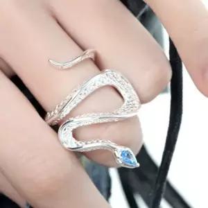 뱀반지 스네이크 반지 패션 포인트 특이한 행운반지 뱀집게 뱀팔찌 여자반지