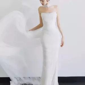 셀프 스냅촬영 드레스 넥라인 스냅 의상 하얀색 스카프