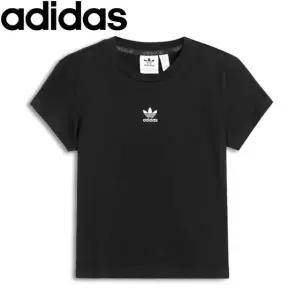 [아디다스] 우먼스 에센셜 슬림 반팔티 IW5707