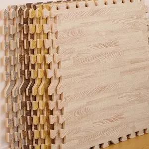 거실 아이방 바닥 보호 우드무늬 조립식 쿠션 매트 30x30cm 16장 구성