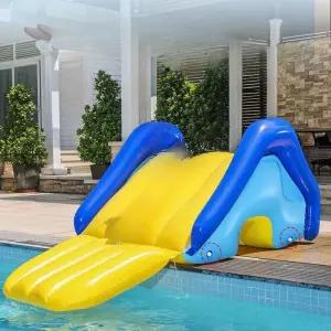 수영장 워터 슬라이드