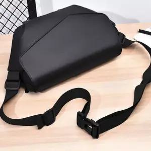 남성 힙색 데일리 여행용 수납력 남성 슬링백 캐리어 방수 포켓 크로스 메신저 가방