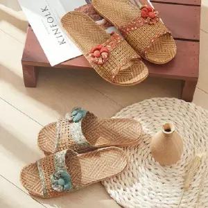 플라워 코사지 라탄 슬리퍼 여성 여름 휴가 샌들 4컬러
