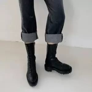 인기상품 스트리트 감성 레이스업 청키솔 여성 워커 롱부츠 5FWY [WFJZ4OZ_260405