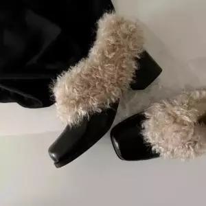 슬송렉샵 여성용 빈티지 키작녀 하이힐 양가죽 진가죽 단화 한발 기모 털 부티힐 화 꾹5