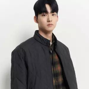 매장정품 BEANPOLE 빈폴 [FW25]모던 다이아퀼팅 해링턴 재킷 - 블랙 BC5938CP25_LL 1412364