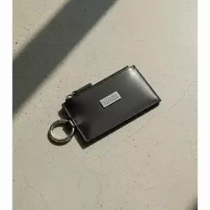 MM6 메종마르지엘라 뉴메릭 레더 카드지갑 SA6UI0031 P8873 T8013