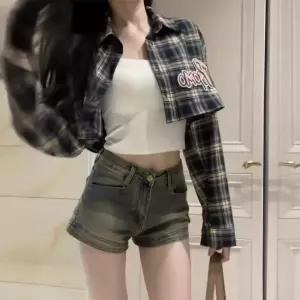 EAMT 여친 빈티지 여름 청반바지 데님팬츠 샤이니한 하이웨스트 A라인 스키니 핫팬츠 YJ2