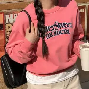 모멘텀 데일리 자수 레터링 맨투맨 봄 가을 여성 긴팔티 데일리