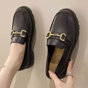 [라일리의류] Rly 골드체인 장식 통굽 로퍼 단화 EVA 키높이 봄여름슈즈